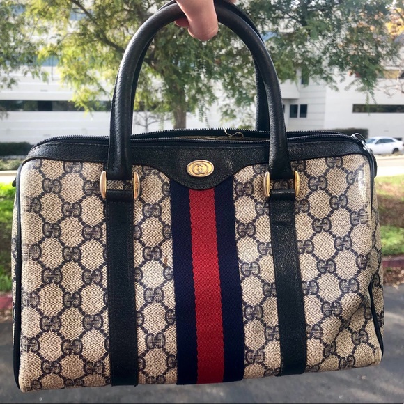 VTG 1980’s Authentic GUCCI Navy Boston Doctor Bag